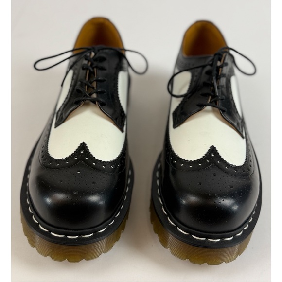 Dr Martens Bex Brogue Wingtip Oxford Black/White, size 10 Mens / 11 Women’s main image 10